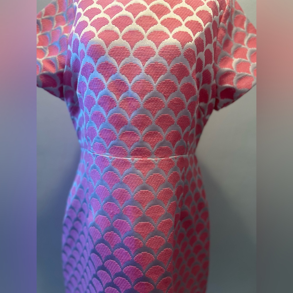 Pink Patterned Short Sleeve Sheath Dress - Picture 3 of 5